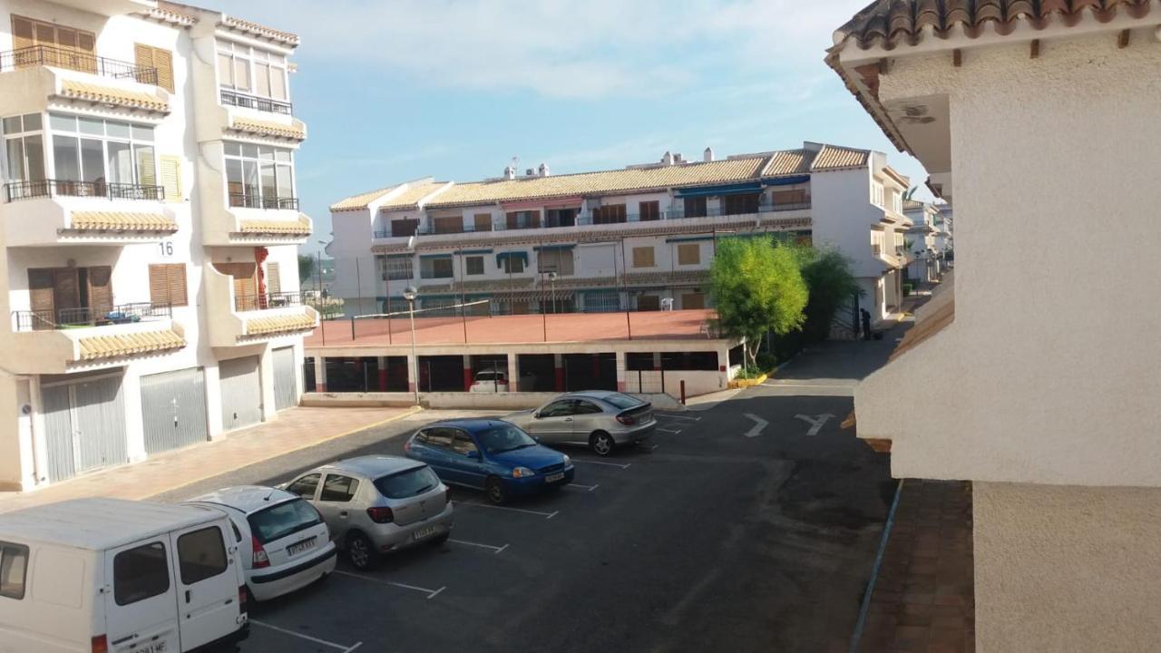 Apartamento Santa Pola, En Playa Del Tamarit Con Piscina. Bagian luar foto