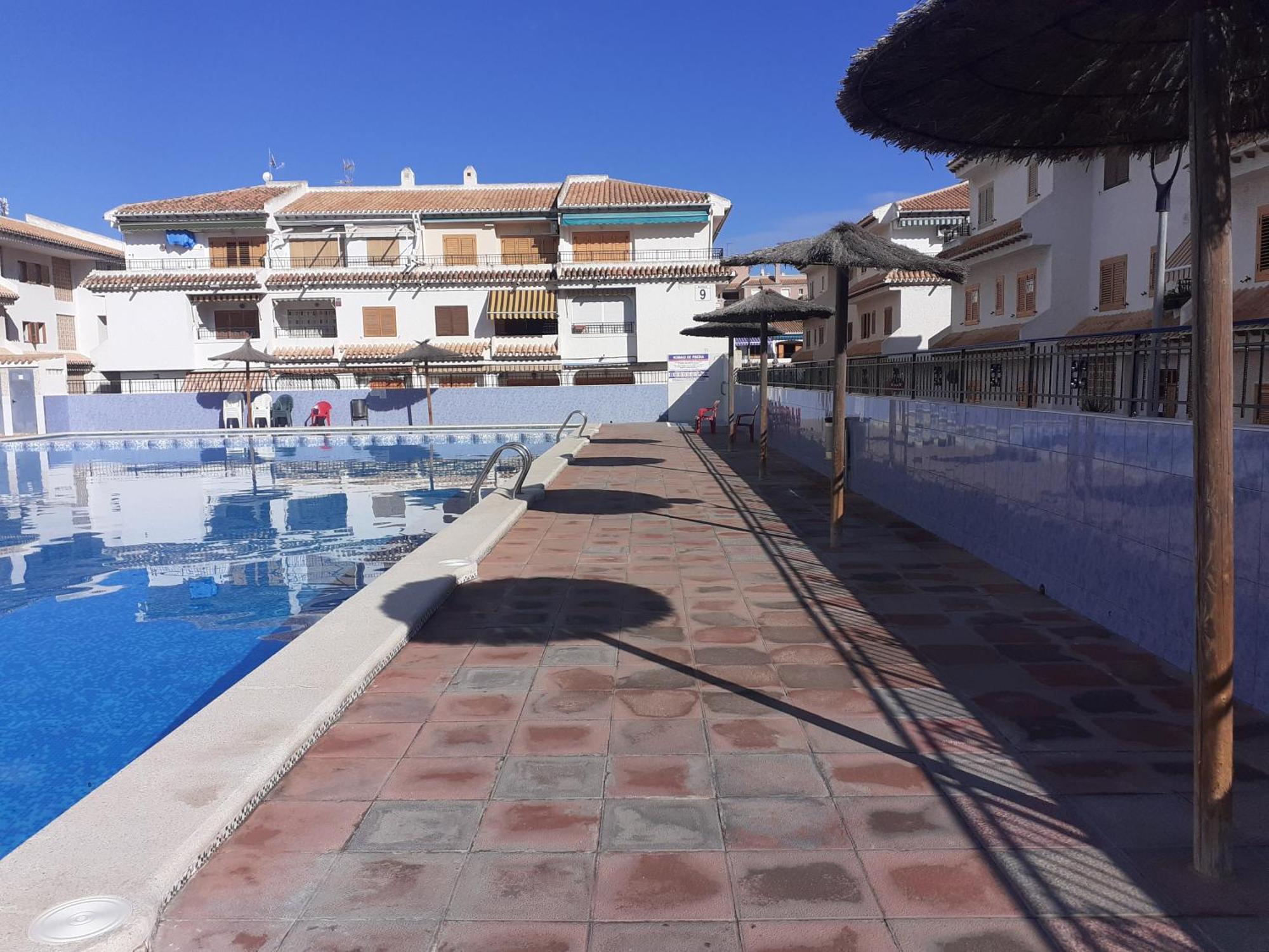 Apartamento Santa Pola, En Playa Del Tamarit Con Piscina. Bagian luar foto
